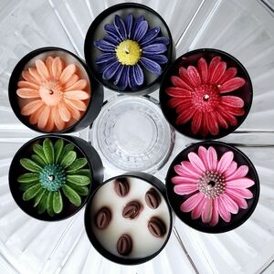 Floral Scented Candle Set - Multicolor